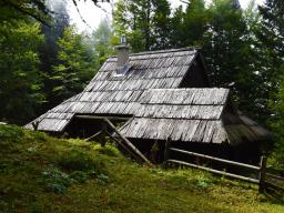 gradisce-na-veliki-planini-14